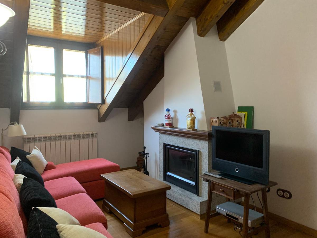 Bpirineos-Cotiella Apartment เบนาสเก ภายนอก รูปภาพ