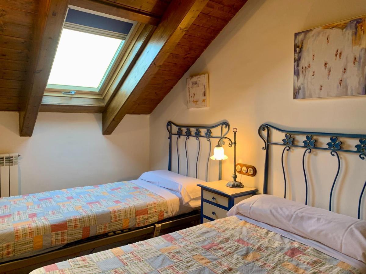 Bpirineos-Cotiella Apartment เบนาสเก ภายนอก รูปภาพ